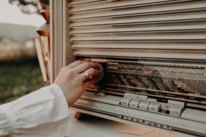 Las ondas de radio hacen posible gran parte de las comunicaciones que utilizamos cada día. Descubre cómo funcionan.